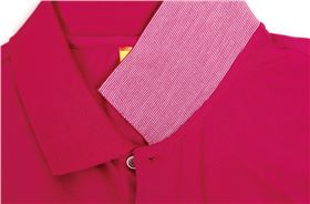 焦点娱乐红色休闲T恤款式展示