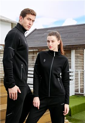 团体定做运动服选择厂家对企业来说有多重要?