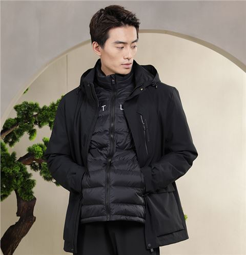 轻薄焦点娱乐羽绒服定做厂家26667_26668