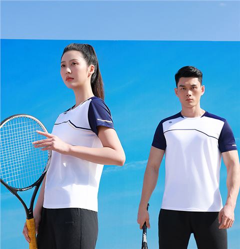 时尚圆领运动T恤