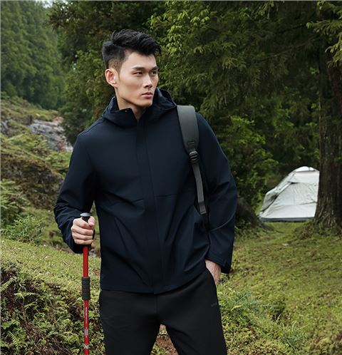 时尚焦点娱乐风衣