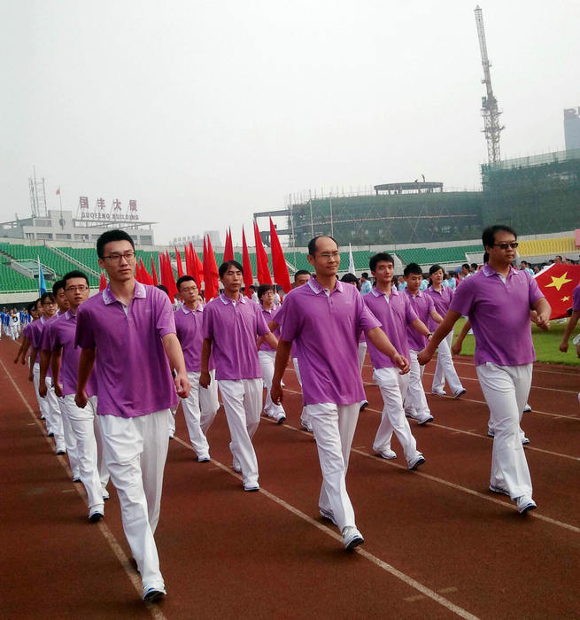 焦点娱乐团体T恤