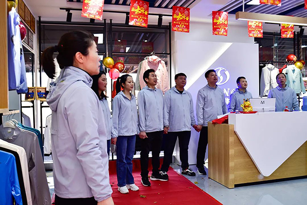 焦点娱乐昆明店开业图18